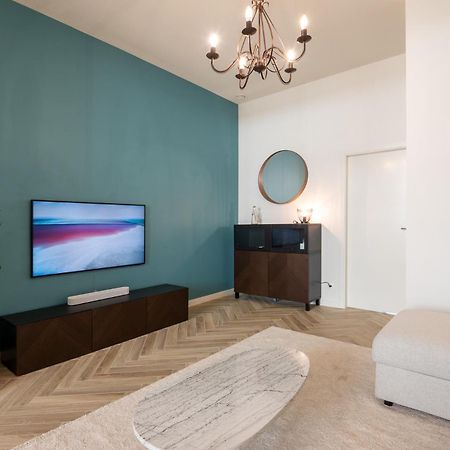 Beautiful Renovated Apartment In An Authentic Building Oostende Exterior foto